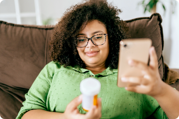 patient pill bottle eyeglasses