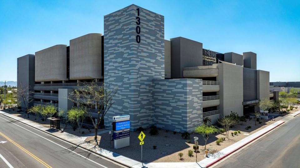 Edwards Medical Plaza